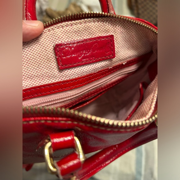 Dooney & Bourke Dillen Satchel Limited Edition Red Holiday Bag - Picture 12 of 14